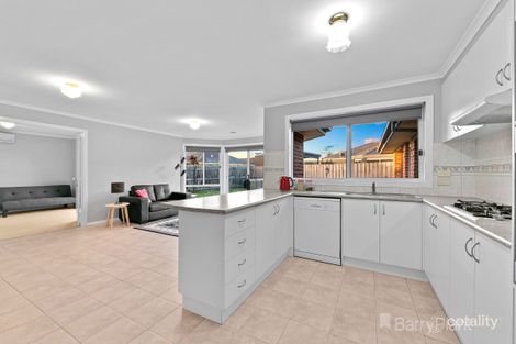 Property photo of 13 Stanton Court Pakenham VIC 3810