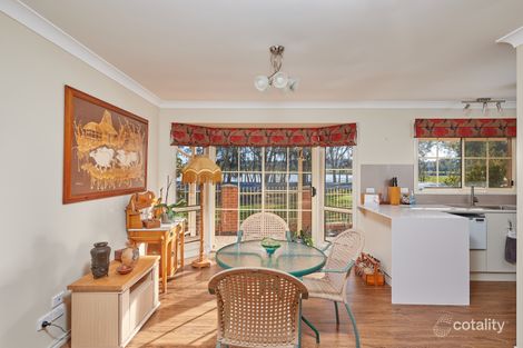 Property photo of 3/1 Honeysuckle Place Lake Albert NSW 2650