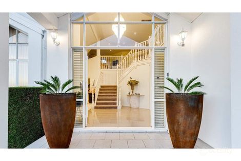 Property photo of 6 Quarry Hills Drive Berwick VIC 3806