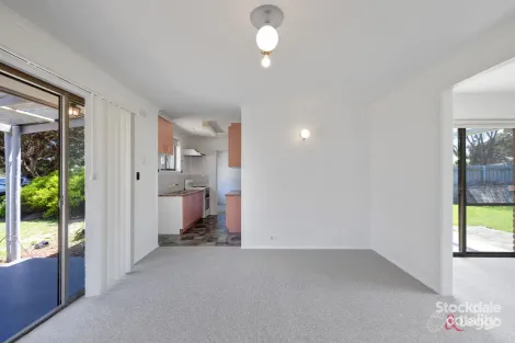 Property photo of 11 Park Road San Remo VIC 3925