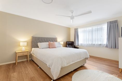 Property photo of 30 Gundesen Drive Urraween QLD 4655