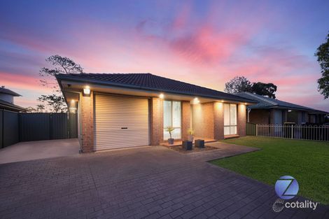 Property photo of 3/17 Poplar Crescent Bradbury NSW 2560