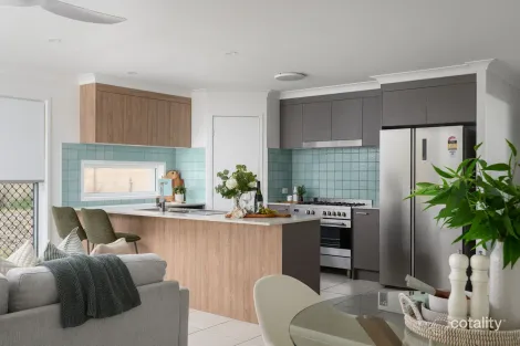 Property photo of 40 Excalibur Crescent Southside QLD 4570