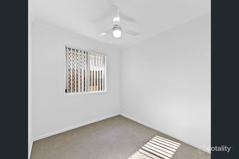 Property photo of 32 Amber Drive Caloundra West QLD 4551