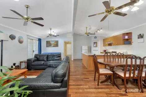 Property photo of 16 Petrel Crescent Thompson Beach SA 5501