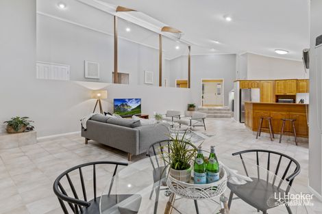 Property photo of 18 Eldena Place Parkinson QLD 4115