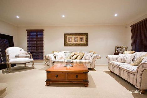 Property photo of 31 Dulwich Place Forest Lake QLD 4078