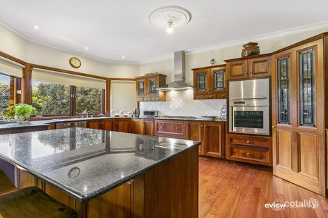 Property photo of 2 Albrecht Avenue Berwick VIC 3806