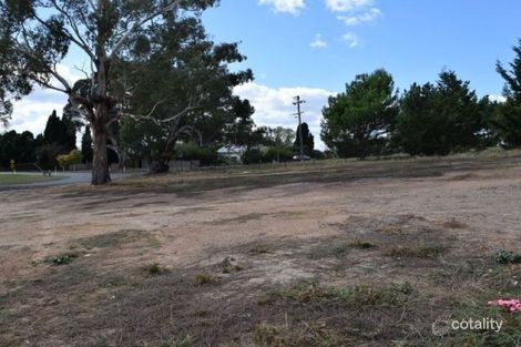 Property photo of 25 Blacket Place Yass NSW 2582