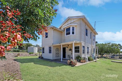 11 Lobwein St, Meringandan West, QLD 4352