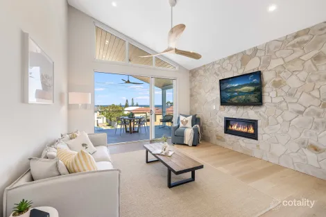 1/5 Jean St, Dicky Beach, QLD 4551