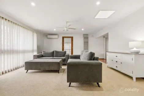 Property photo of 1 Alexander Street Cranbourne VIC 3977