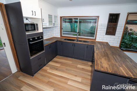 Property photo of 37 Montgomery Street Ashmont NSW 2650