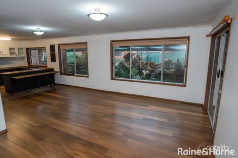 Property photo of 37 Montgomery Street Ashmont NSW 2650