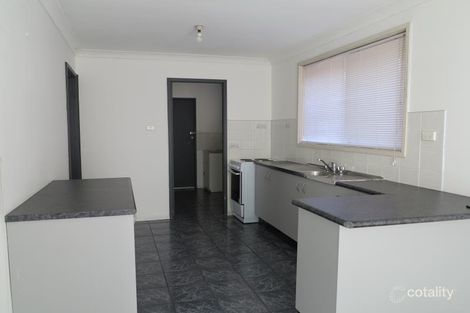 Property photo of 16 Hanna Avenue Lurnea NSW 2170