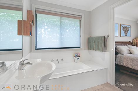 Property photo of 12 Discovery Drive Orange NSW 2800