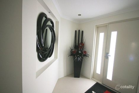 Property photo of 10 Solaia Loop Woodvale WA 6026