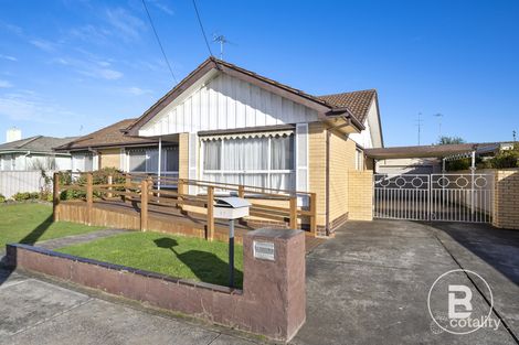 Property photo of 317 Dowling Street Wendouree VIC 3355