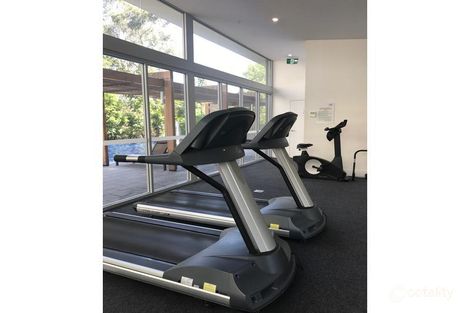 Property photo of 305/6 Saunders Close Macquarie Park NSW 2113