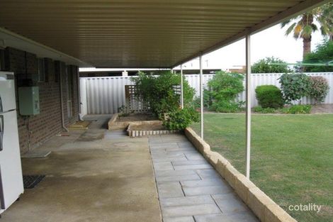 Property photo of 9 Rason Close Cooloongup WA 6168