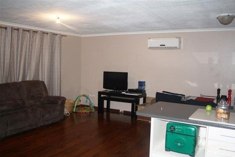 Property photo of 2 Hagen Crescent Hackham West SA 5163