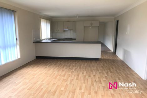 Property photo of 328 Copperfield Drive Rosemeadow NSW 2560