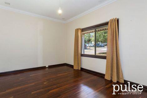 Property photo of 13 Wongan Avenue White Gum Valley WA 6162