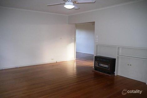 Property photo of 8 Taylor Road Mooroolbark VIC 3138