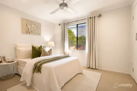 Property photo of 10 Ruisdael Place Mackenzie QLD 4156