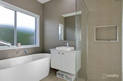 Property photo of 15 Esprit Crescent Birtinya QLD 4575