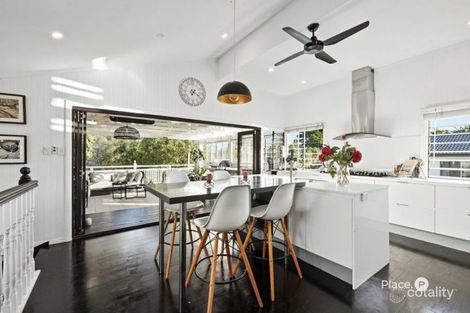 Property photo of 57 Saint Catherines Terrace Wynnum QLD 4178