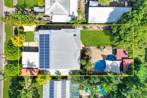Property photo of 13 Miles Avenue Kelso QLD 4815