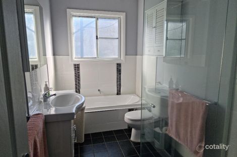 Property photo of 10 Lynch Street Parkes NSW 2870