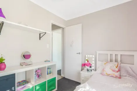 Property photo of 55 Norwood Loop Tapping WA 6065