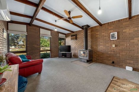 Property photo of 11 Simpson Street Oxley VIC 3678
