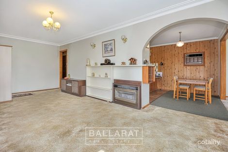 Property photo of 348 Forest Street Wendouree VIC 3355