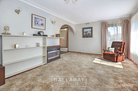 Property photo of 348 Forest Street Wendouree VIC 3355