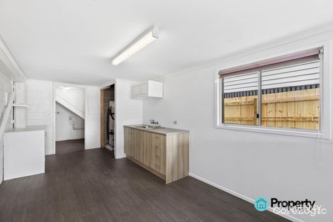 Property photo of 94 Dewar Terrace Sherwood QLD 4075