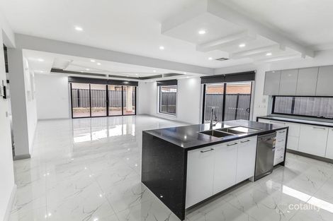 Property photo of 56 Biltmore Crescent Roxburgh Park VIC 3064
