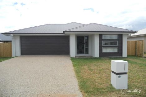 Property photo of 3 Tamarama Street Blacks Beach QLD 4740