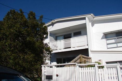 Property photo of 2/11 Elliot Street Norman Park QLD 4170