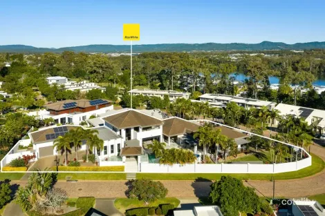 5436 BAY HILL TCE, HOPE ISLAND, QLD 4212