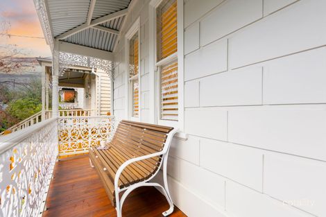 Property photo of 33 Westbourne Road Kensington VIC 3031