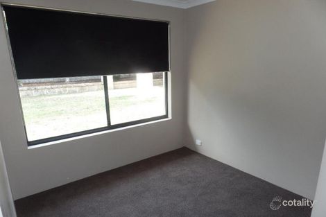 Property photo of 106 Dalrymple Drive Leda WA 6170