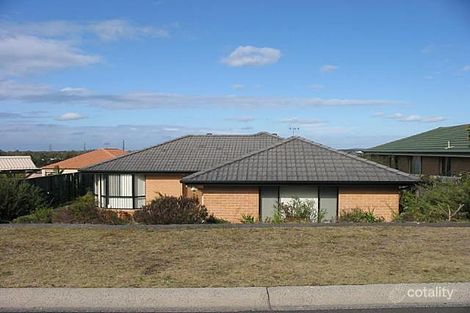 8 Richard Ave, Mardi, NSW 2259