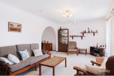 Property photo of 1 Damien Close Chittaway Point NSW 2261