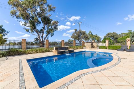 Property photo of 427 Riverton Drive East Shelley WA 6148