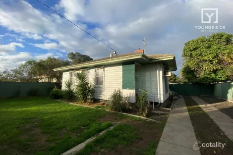 Property photo of 97 Malcolm Crescent Shepparton VIC 3630