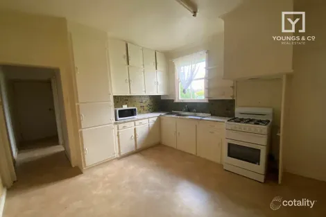 Property photo of 97 Malcolm Crescent Shepparton VIC 3630