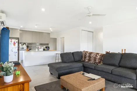Property photo of 2 Lamond Place Bargara QLD 4670